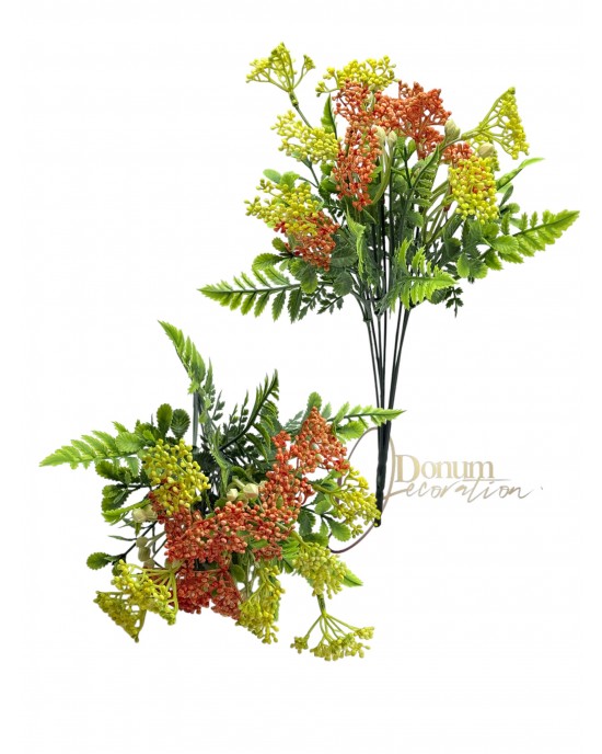 Bogyós növénycsokor / 35cm. 7 főszál Bogyós növénycsokor / 35cm. 7 főszál