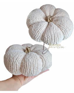 Kézzel horgolt nagyméretű tök / 22cm.Ekrü