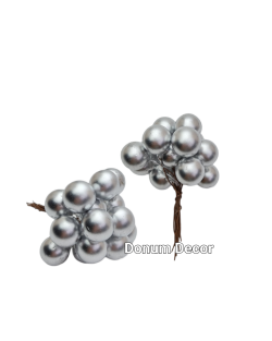 Bogyóköteg/ Ezüst-1.5cm. 15db.